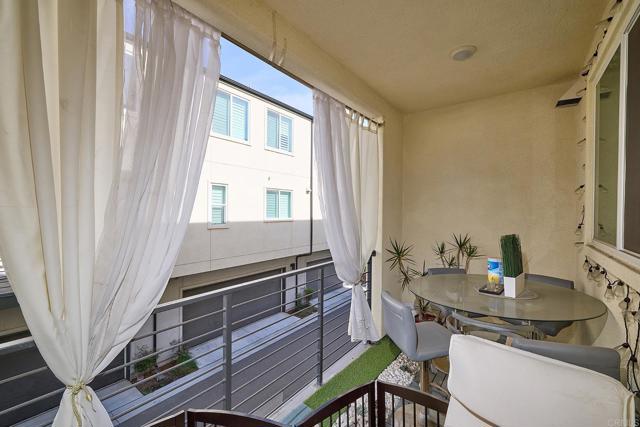 Detail Gallery Image 12 of 23 For 5204 Surfwalk Way #159,  San Diego,  CA 92154 - 4 Beds | 2/1 Baths