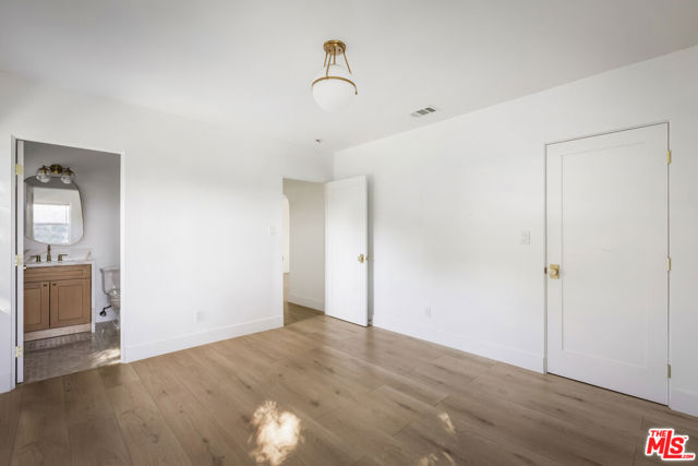 1402 Allesandro Street, Los Angeles CA: https://media.crmls.org/mediaz/c5830b76-1a16-4533-ac3d-217fb7633a2e.jpg