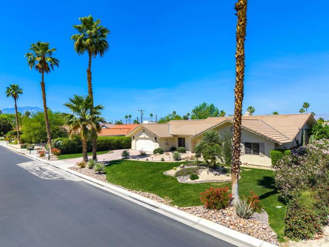 Image 46 of 47 For 78820 Runaway Bay Drive