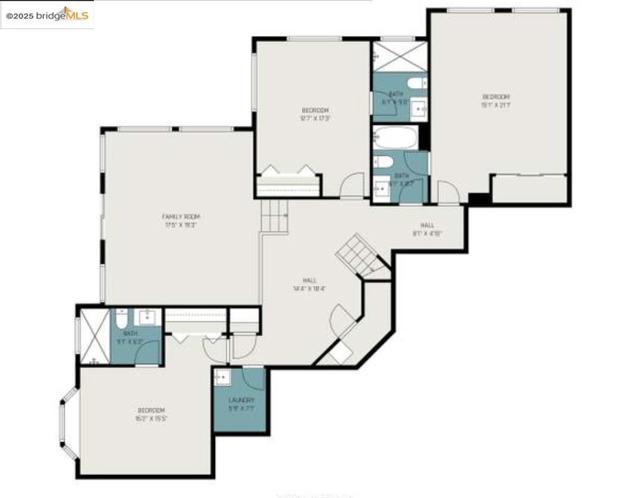 130 Arbor View Ln, Lafayette CA: https://media.crmls.org/mediaz/c583f7de-a6a9-4a01-8e17-1a2cf27bc2df.jpg