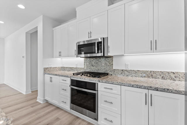 5024 Rexton Drive, Camarillo CA: https://media.crmls.org/mediaz/c5847124-e6e1-440f-894e-4c704ad3598c.jpg
