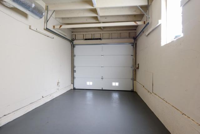 618 Foothill Drive, Pacifica CA: https://media.crmls.org/mediaz/c5854188-5cd0-4570-9c40-c562c37b6306.jpg