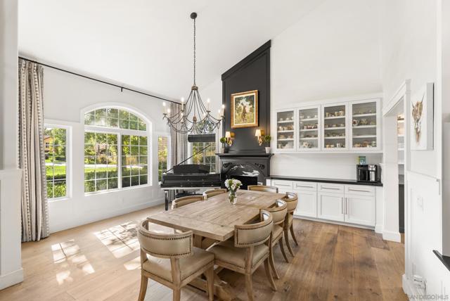 14224 Harrow Place, Poway CA: https://media.crmls.org/mediaz/c58627ae-84d2-4337-a248-e8f7810d4b9b.jpg