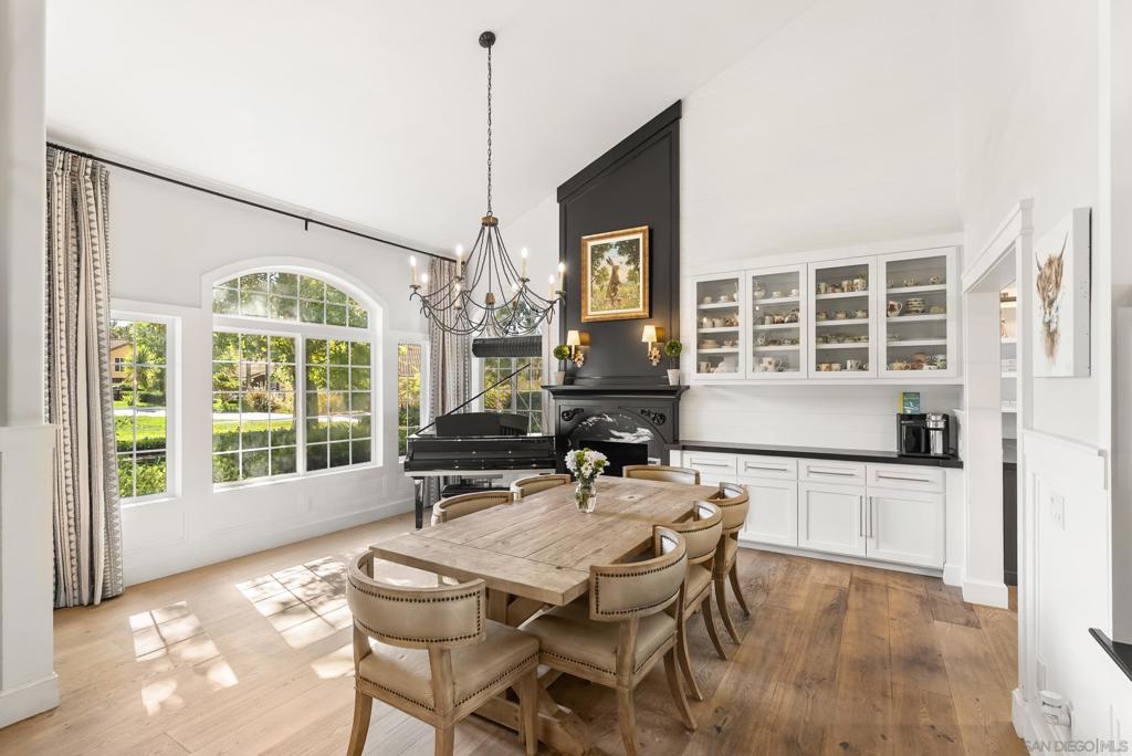 MLS #250043061SD image #5