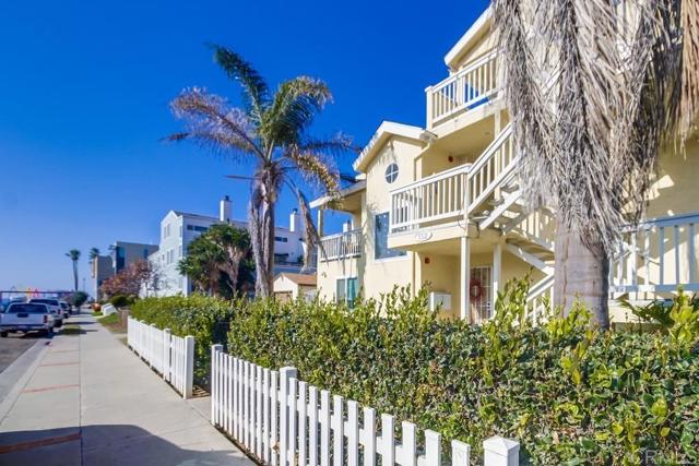 152 Evergreen Ave # 4, Imperial Beach, California 91932, 2 Bedrooms Bedrooms, ,2 BathroomsBathrooms,Residential,For Sale,152 Evergreen Ave # 4,CRPTP2407386
