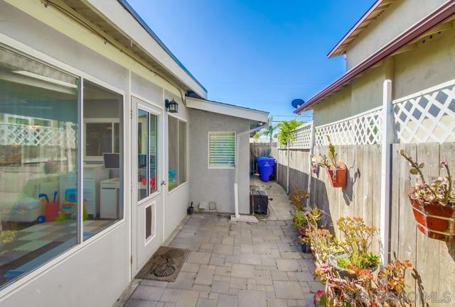 5072 Acuna Street, San Diego CA: https://media.crmls.org/mediaz/c587fe2b-6405-4748-b4d1-d59d15ae6ec8.jpg