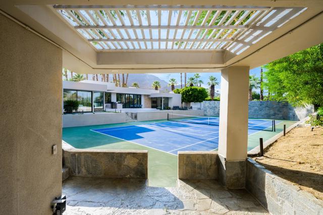 70630 Boothill Rd, Rancho Mirage CA: https://media.crmls.org/mediaz/c5881e26-da97-4881-a401-146beccff60a.jpg