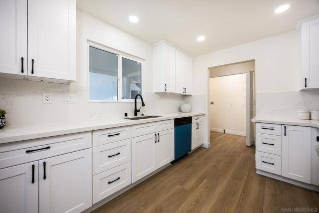 MLS #250031676SD image #42