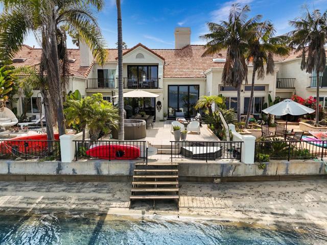 59 Tunapuna Ln, Coronado CA: https://media.crmls.org/mediaz/c5896c56-89ec-4ed9-b4bc-15d16c01e6b8.jpg
