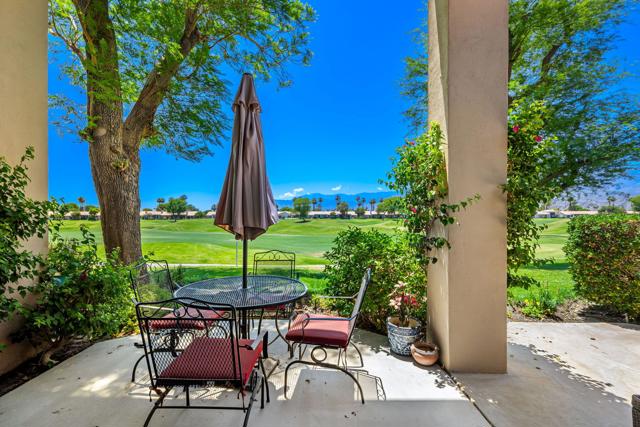 80601 Oak Tree, La Quinta CA: https://media.crmls.org/mediaz/c58ac3bd-74b9-46a8-8c36-cda88f763caa.jpg