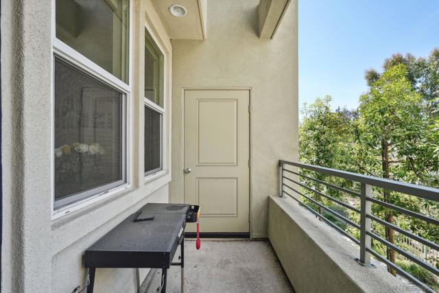 219 Antoni Gln, Escondido CA: https://media.crmls.org/mediaz/c58aca48-9b21-42ee-833a-d46a52d4add9.jpg