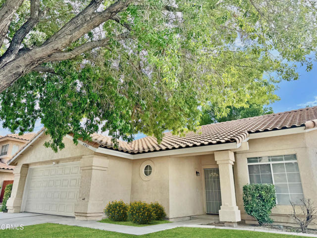44543 Tarragon Drive, Lancaster CA: https://media.crmls.org/mediaz/c58b0b12-6c47-410f-8c91-663a61649863.jpg