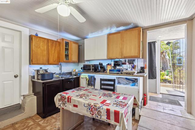 2029 E 22nd St, Oakland CA: https://media.crmls.org/mediaz/c58bce03-b1b1-46cc-b9e1-fbf4eccfc7ca.jpg