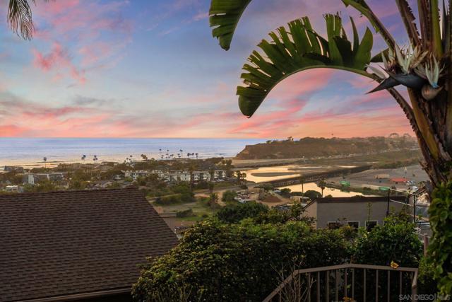 2150 Balboa Ave, Del Mar CA: https://media.crmls.org/mediaz/c58c0d1c-6482-4665-9c5c-dd228b4f9544.jpg