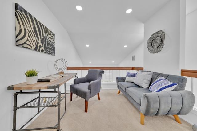 4040 Porte La Paz, San Diego CA: https://media.crmls.org/mediaz/c58c196b-d901-4cf9-83f9-8f1b8256edb9.jpg