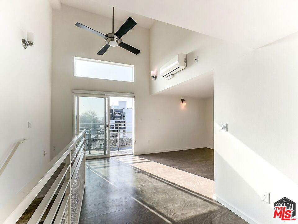 4980 S Centinela Avenue #7