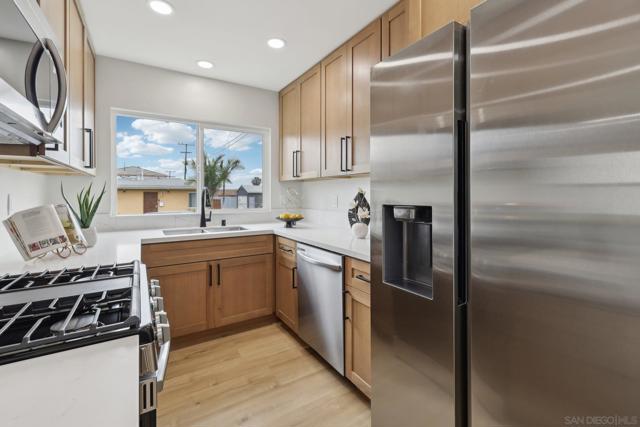 3821 Shiloh Rd, San Diego CA: https://media.crmls.org/mediaz/c58d08ee-49d4-42ba-9b04-76a32e130355.jpg