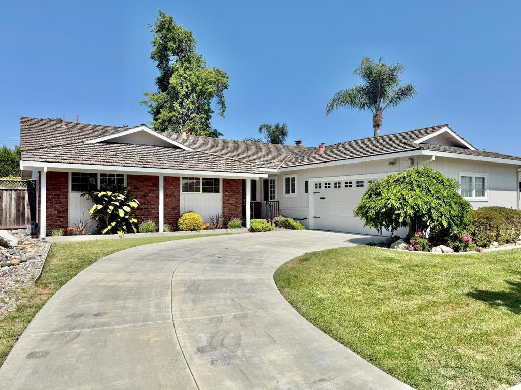 365 Sara Avenue