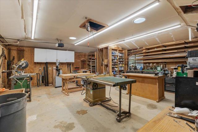 115 Doud Drive, Los Altos CA: https://media.crmls.org/mediaz/c58e0267-06ef-4b75-8ccd-5fc4111c70c5.jpg