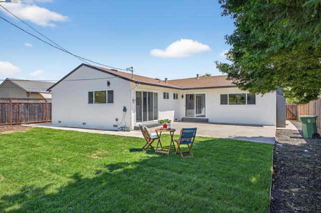 4403 Burke Way, Fremont CA: https://media.crmls.org/mediaz/c58e44b6-58b3-4b1d-9696-80d118052a13.jpg