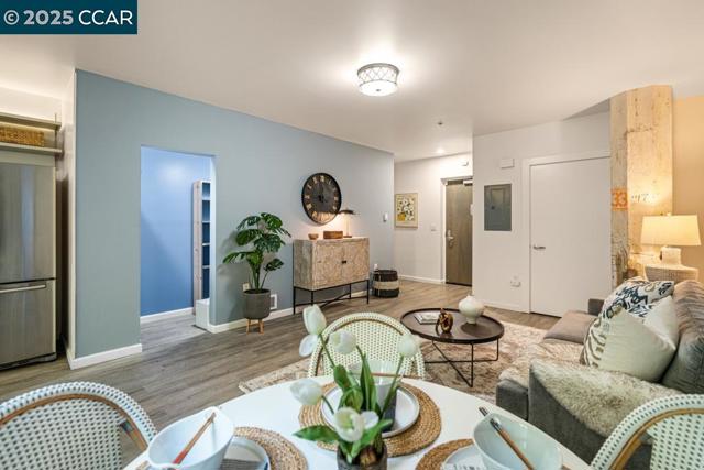 1201 Pine St, Oakland CA: https://media.crmls.org/mediaz/c58ec1ed-dc96-475a-ba0e-d5d669721503.jpg