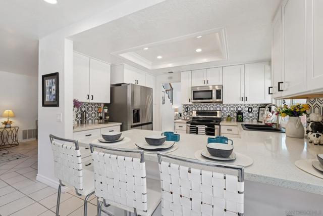 Image 16 of 69 For 10812 Elderwood Ln
