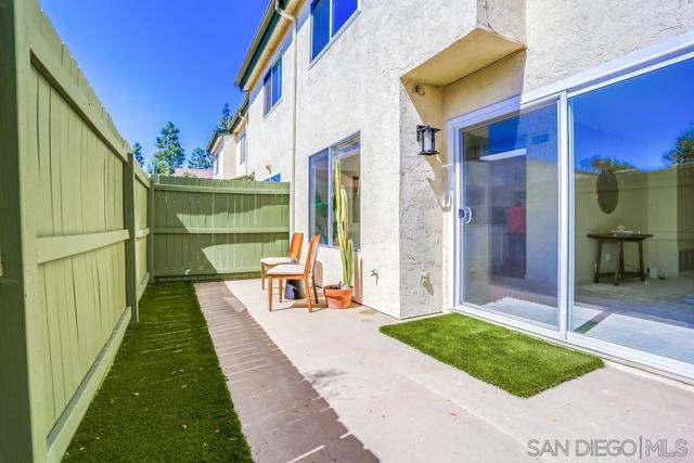 5450 Kiowa Dr, La Mesa CA: https://media.crmls.org/mediaz/c58f6142-fac6-42af-9ba4-f6a34b07b551.jpg