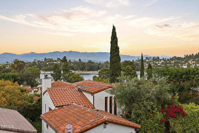 Detail Gallery Image 24 of 63 For 2001 Kenilworth Avenue Ave, Los Angeles,  CA 90039 - 4 Beds | 4 Baths