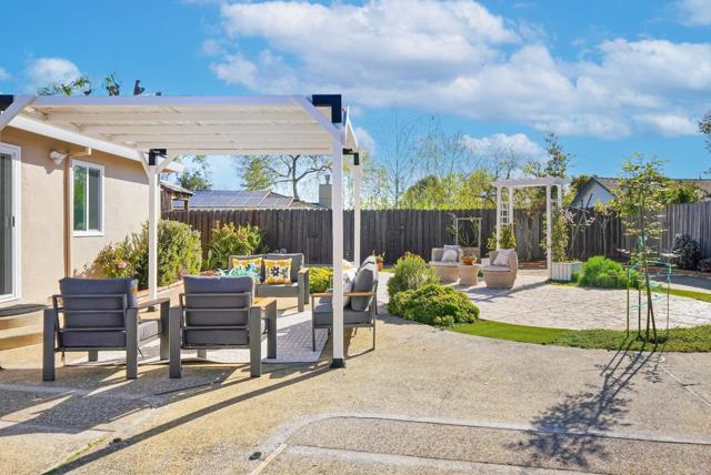 18660 Devon Avenue, Saratoga CA: https://media.crmls.org/mediaz/c58fae33-6ab8-4243-a9f9-795d5e8be94d.jpg