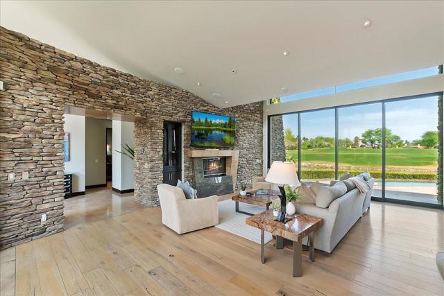 72 Royal Saint Georges Way, Rancho Mirage CA: https://media.crmls.org/mediaz/c58fc7d5-f81e-46b7-8b7a-cf807241b85b.jpg