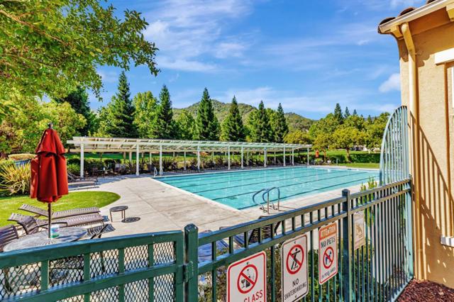 7473 Hoylake Court, Gilroy CA: https://media.crmls.org/mediaz/c59040a2-bb33-4a2a-8f41-9b5bab4654ae.jpg