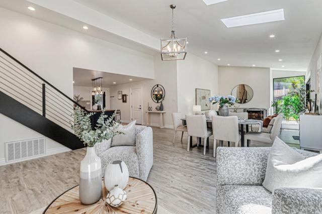 19680 Crestbrook Drive, Saratoga CA: https://media.crmls.org/mediaz/c59042db-202f-47bd-9761-ebd53640e440.jpg