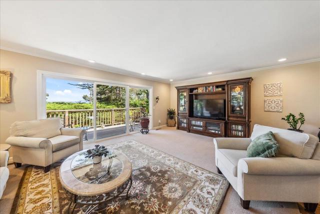 1 Windsor Rise, Monterey CA: https://media.crmls.org/mediaz/c5905dd7-4715-4142-8169-c86e5a81ee70.jpg