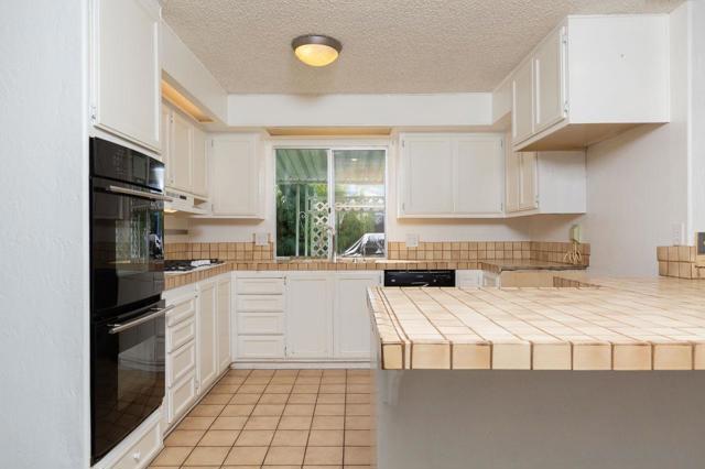 Well Appointed Kitchen!