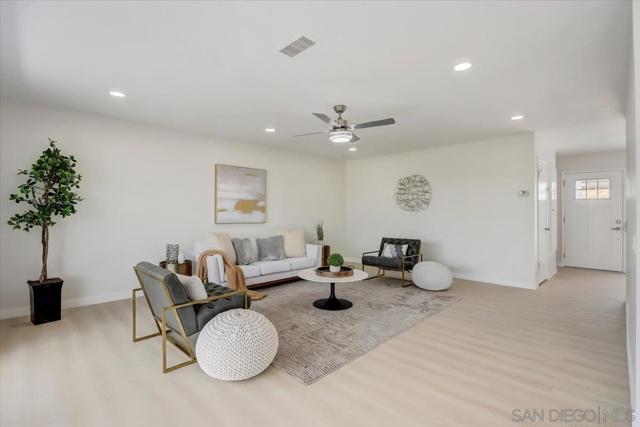 3808 Vista Campana S, Oceanside CA: https://media.crmls.org/mediaz/c590bfe2-4960-4316-a13a-2b622b2b5bd7.jpg