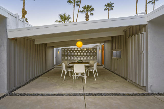 1877 S Navajo Drive, Palm Springs, CA 92264