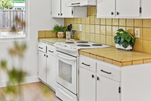 3268 Mission Drive, Santa Cruz CA: https://media.crmls.org/mediaz/c591baba-d80b-492b-a374-9c6bb107e21f.jpg