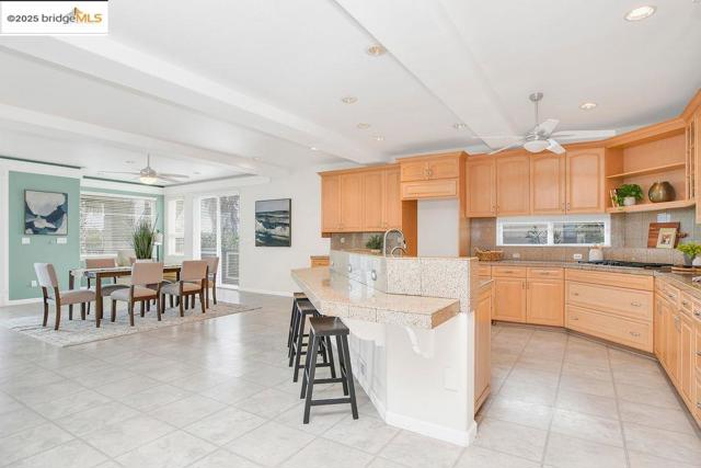 3824 Stone Rd, Bethel Island CA: https://media.crmls.org/mediaz/c592e864-2dd6-4c50-babb-825eaaf9b527.jpg