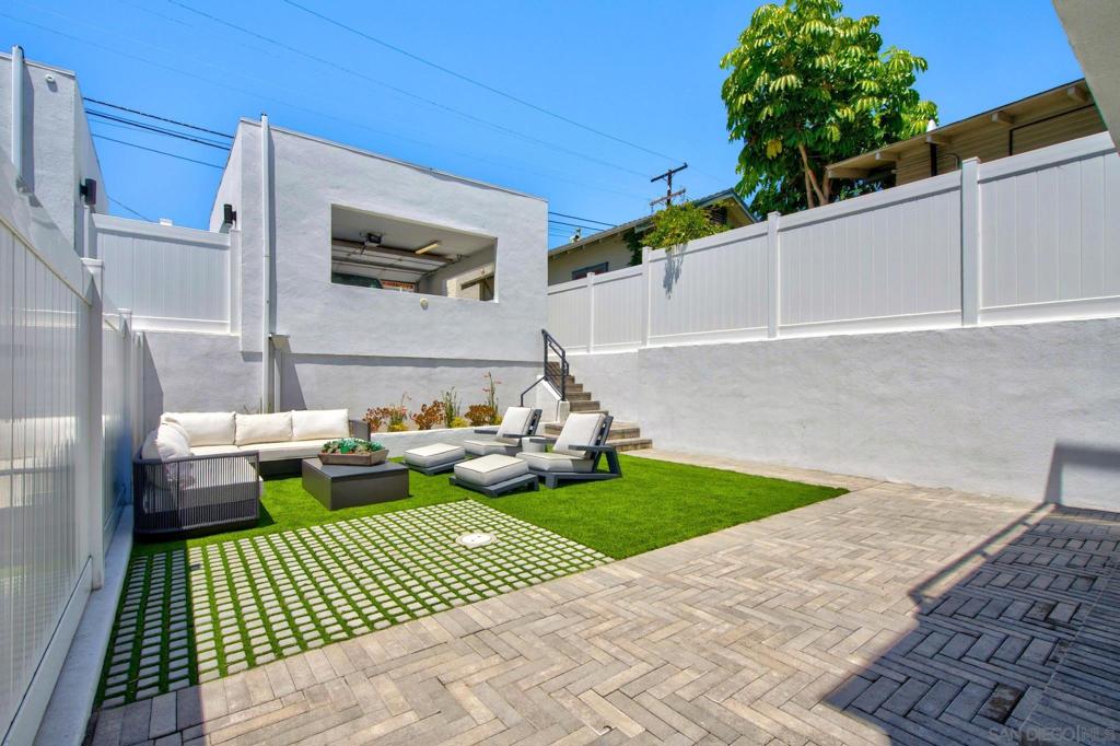 1032 Pennsylvania Avenue - photo 4
