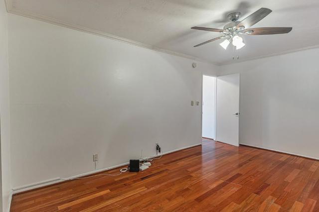 382 Coronado Avenue, Long Beach CA: https://media.crmls.org/mediaz/c5961856-8336-4526-8229-6074b46e08d2.jpg