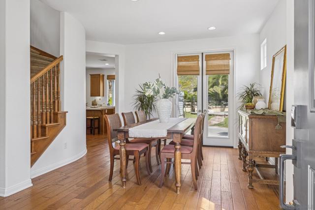 1266 Mariposa Rd, Carlsbad CA: https://media.crmls.org/mediaz/c5962862-5367-4636-bab9-6157f047a30d.jpg