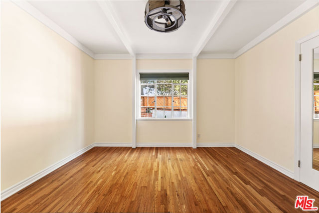 2247 Ronda Vista Drive, Los Angeles CA: https://media.crmls.org/mediaz/c596e560-1785-40d0-b38a-013485d7d3bb.jpg