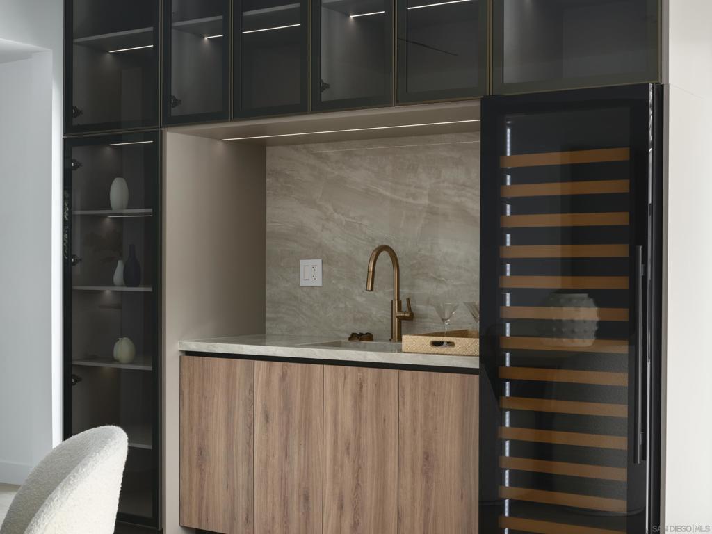 MLS #250034256SD img 12