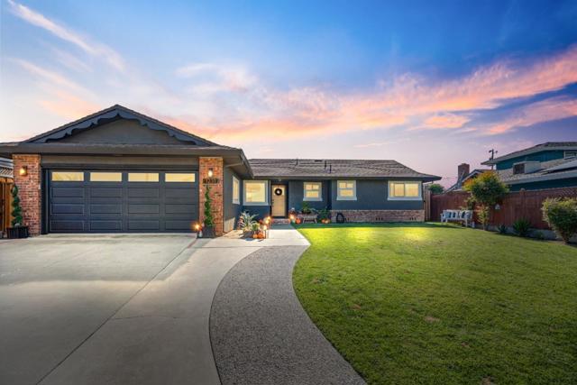 1231 Westward Drive, Hollister CA: https://media.crmls.org/mediaz/c597208d-7f67-4420-9257-a7d6ecd249bb.jpg