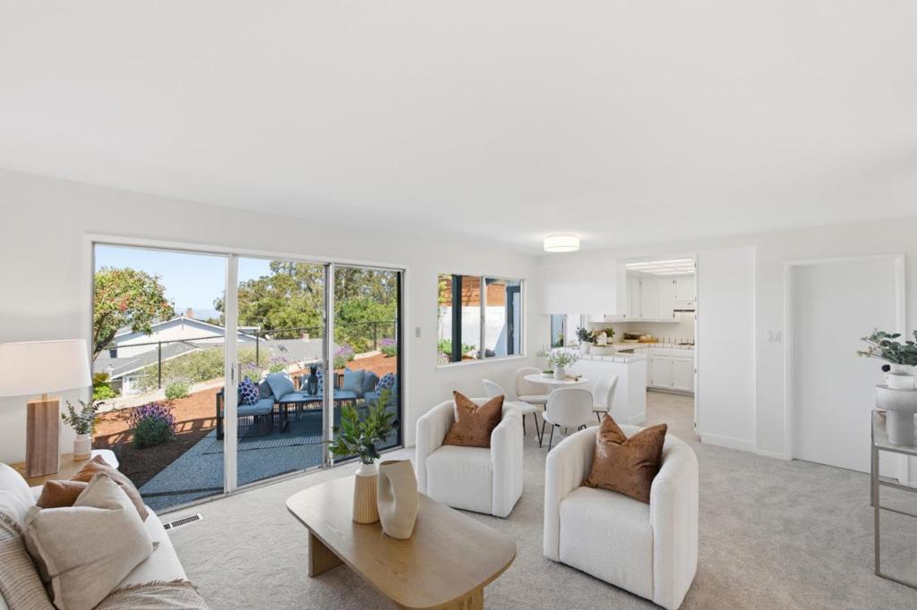 2303 Hastings Drive