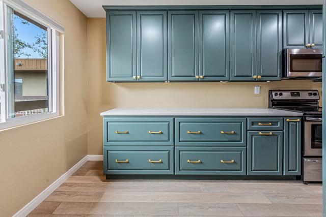 Detail Gallery Image 13 of 32 For 7245 Navajo Rd #D380,  San Diego,  CA 92119 - 2 Beds | 2 Baths