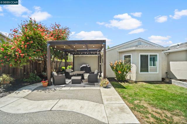 1630 Frankfurt Way, Livermore CA: https://media.crmls.org/mediaz/c59b4c6b-3a12-48df-ae9f-90b829078b13.jpg