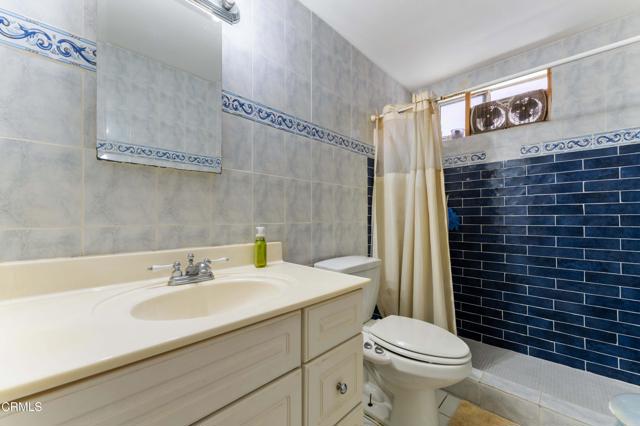 1421 E Abbottson Street, Carson CA: https://media.crmls.org/mediaz/c59bfbab-d02b-4682-95fa-427d49d5d6eb.jpg