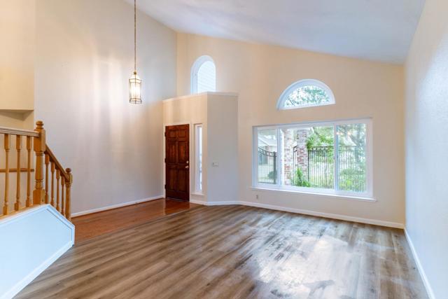 4200 Ciello Court, Cameron Park CA: https://media.crmls.org/mediaz/c59c9ebb-6a6e-4a50-8838-ed6d6e2ec93d.jpg