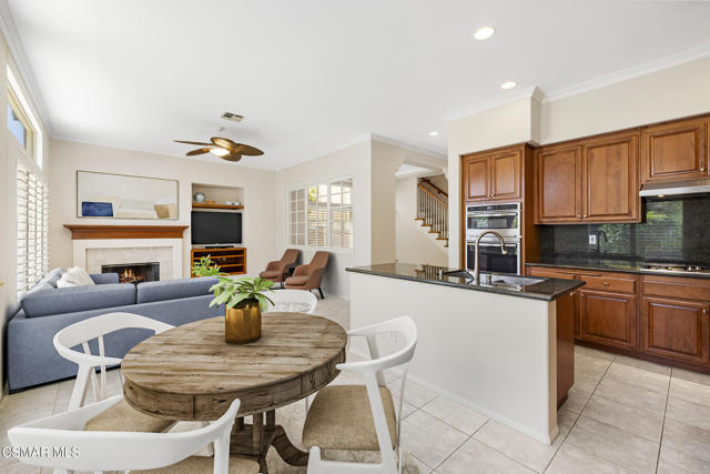 2996 Eagles Claw Avenue, Thousand Oaks CA: https://media.crmls.org/mediaz/c59ccf80-310c-44d8-9a55-45aa3ef420fc.jpg